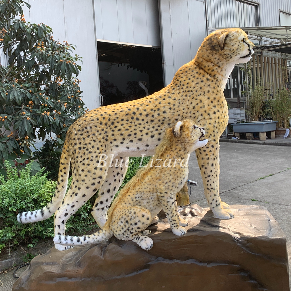 Animatronic Cheetah model maak