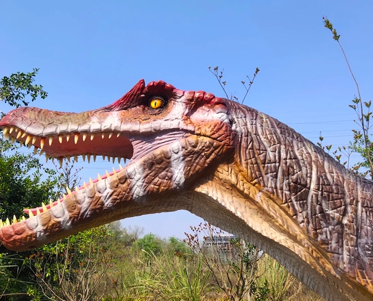 dinosourus animatronika